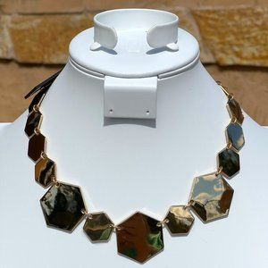 Christian Siriano NWT Bold Gold-Tone Statement Necklace